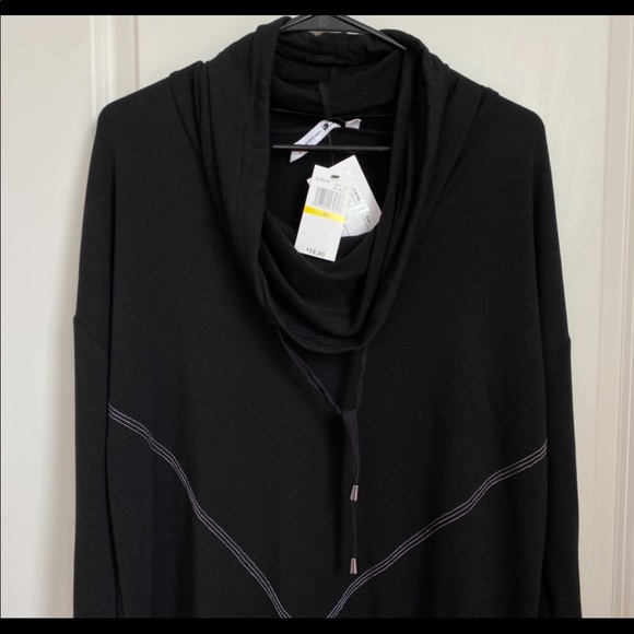•NWT•Cable & Gauge Ladies Drawstring Cowl Neck Long Sleeve Top - Picture 4 of 9